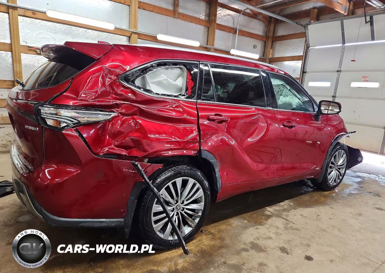 2022 Toyota Highlander Hybrid Platinum VIN:5TDEBRCH8NS073482 - 3