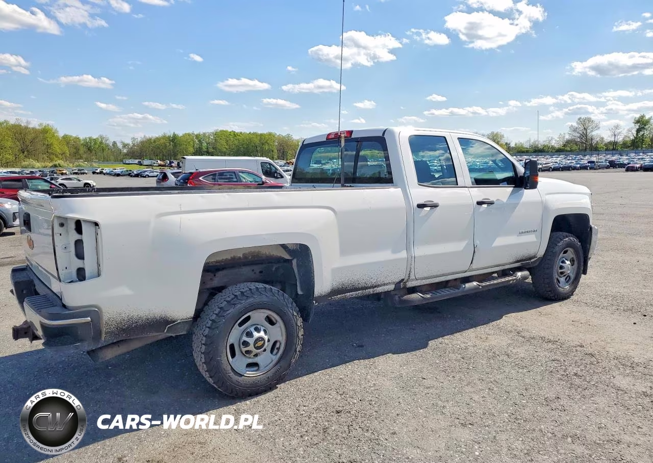 2016 Chevrolet Silverado C2500 Heavy Duty VIN:1GC2CUEG7GZ282088 - 3