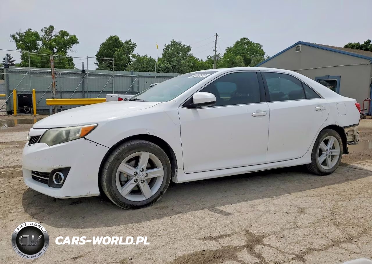 2013 Toyota Camry Se – zdjęcie 1 z 12