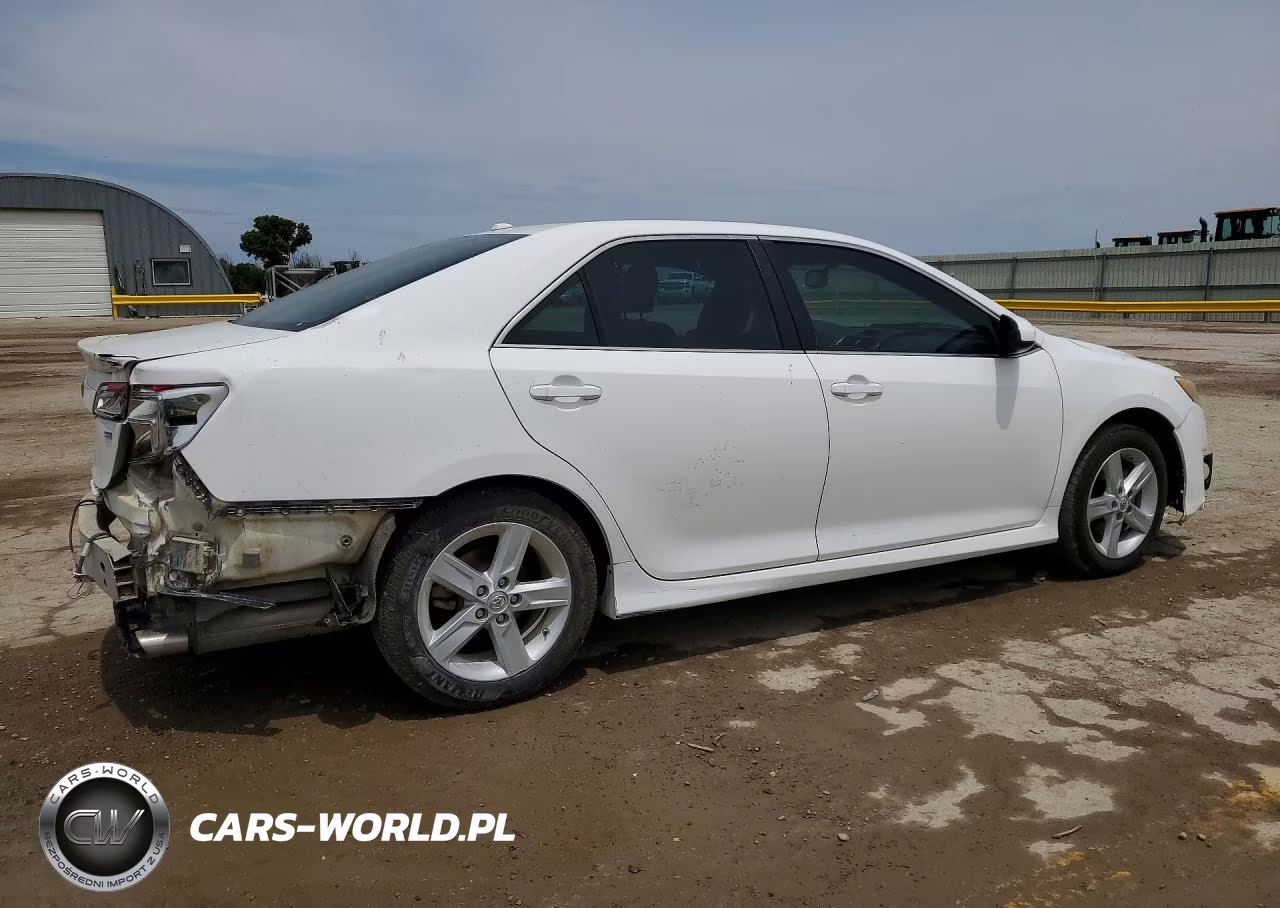 2013 Toyota Camry Se VIN:4T1BF1FK7DU717818 - 3