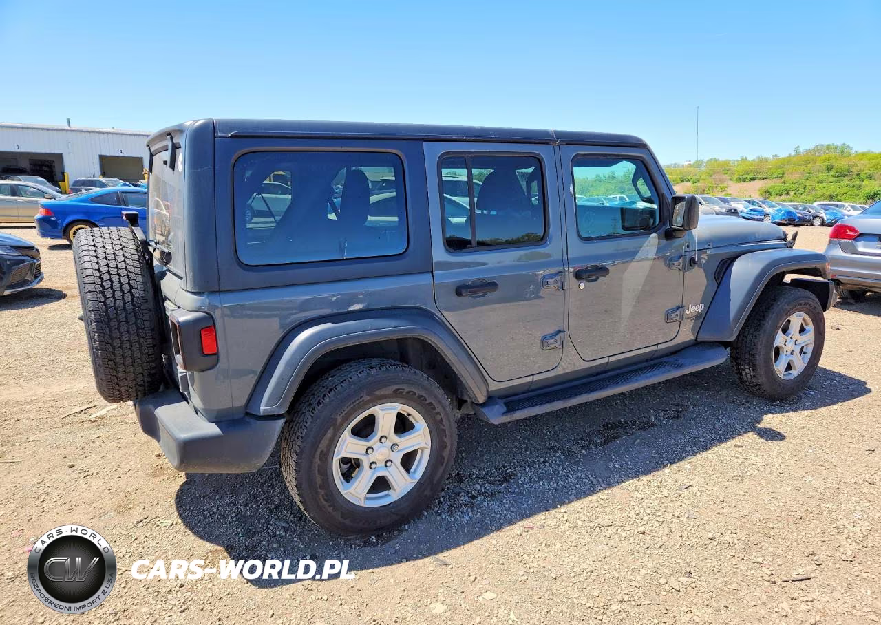 2020 Jeep Wrangler Unlimited Sport VIN:1C4HJXDG9LW216589 - 3