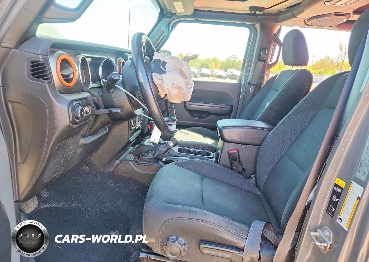 2020 Jeep Wrangler Unlimited Sport VIN:1C4HJXDG9LW216589 - 7