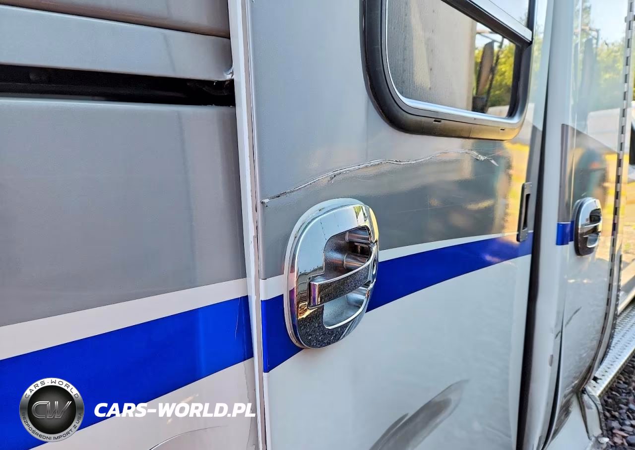2021 Ford F450 Super Duty VIN:1FDUF4HT1MED09079 - 11