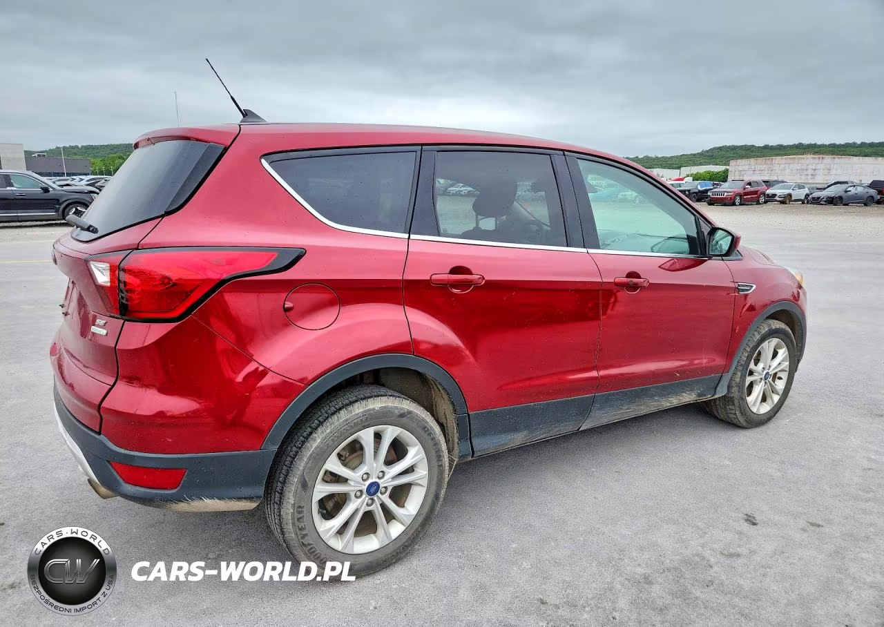 2019 Ford Escape Se VIN:1FMCU0GD7KUC02724 - 3