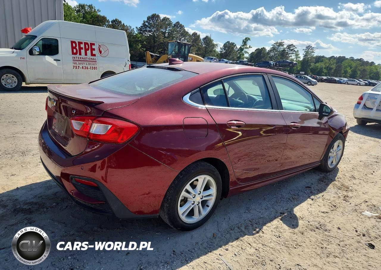 2016 Chevrolet Cruze Lt VIN:1G1BE5SMXG7294086 - 3