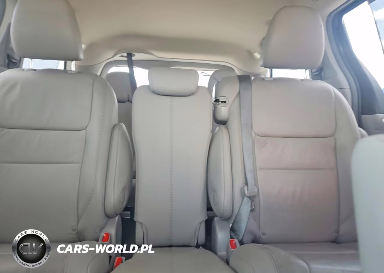 2016 Toyota Sienna Xle 8-Passenger VIN:5TDYK3DC9GS710458 - 10