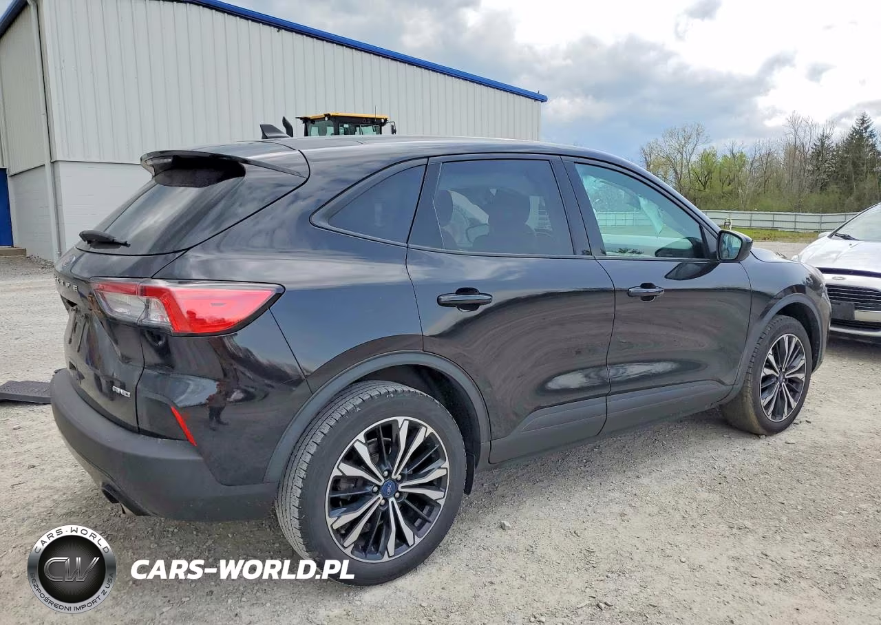 2021 Ford Escape Se VIN:1FMCU9G62MUA33222 - 3