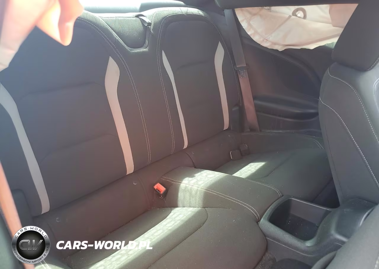 2019 Chevrolet Camaro Ls VIN:1G1FB1RX6K0114316 - 10
