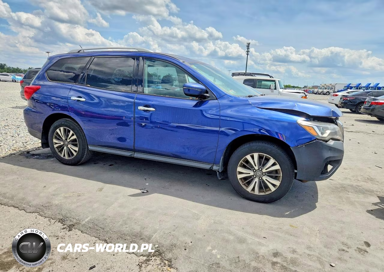 2017 Nissan Pathfinder S VIN:5N1DR2MM7HC631656 - 4