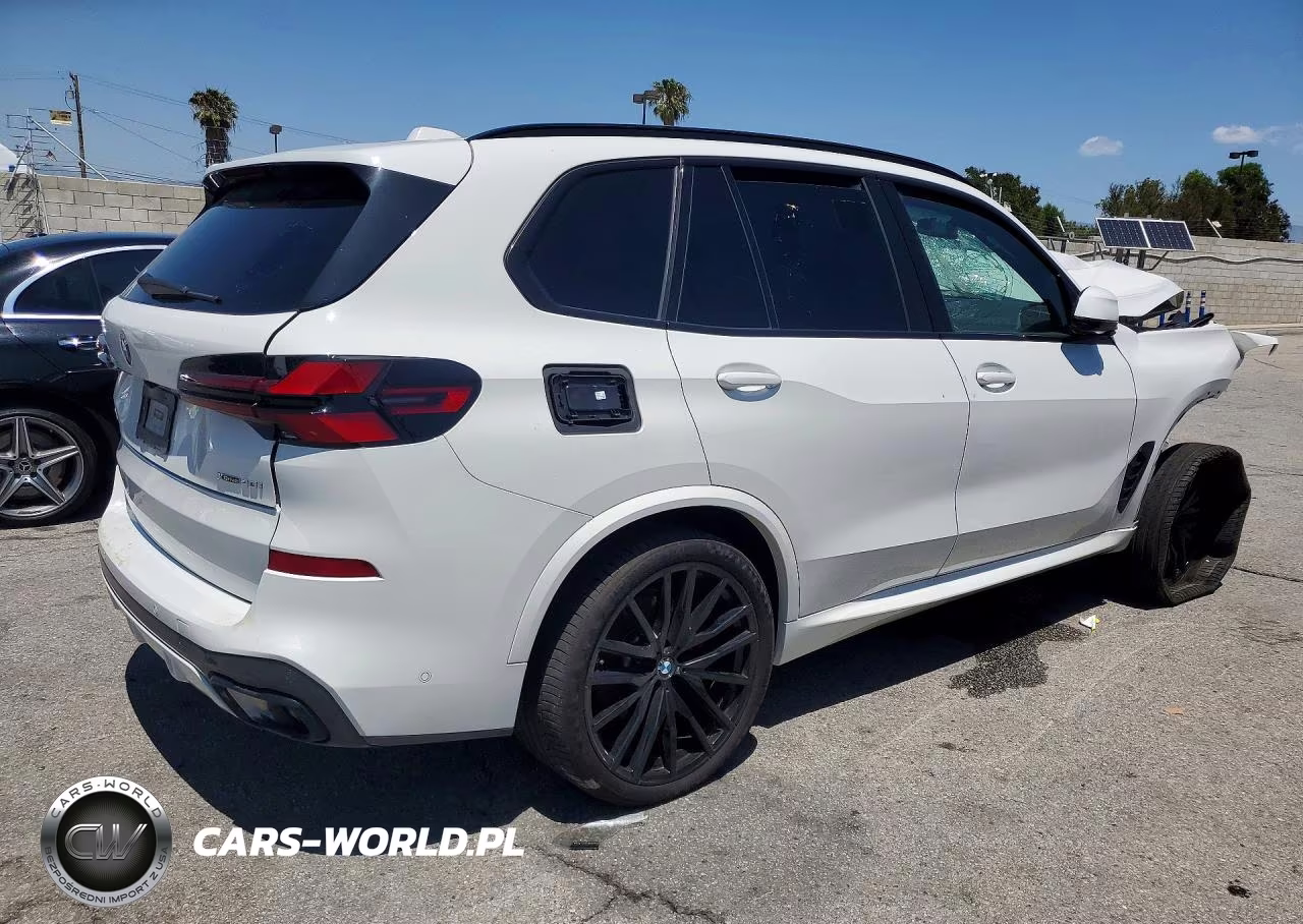 2024 BMW X5 xDrive40I VIN:5UX23EU03R9S86229 - 3