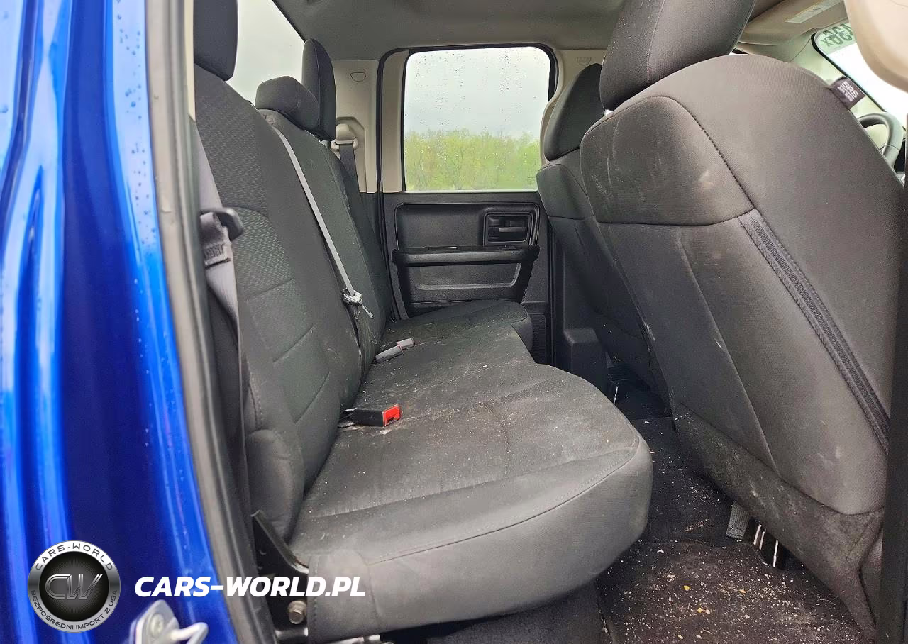 2019 Ram 1500 Classic Tradesman VIN:1C6RR7FT6KS522525 - 10