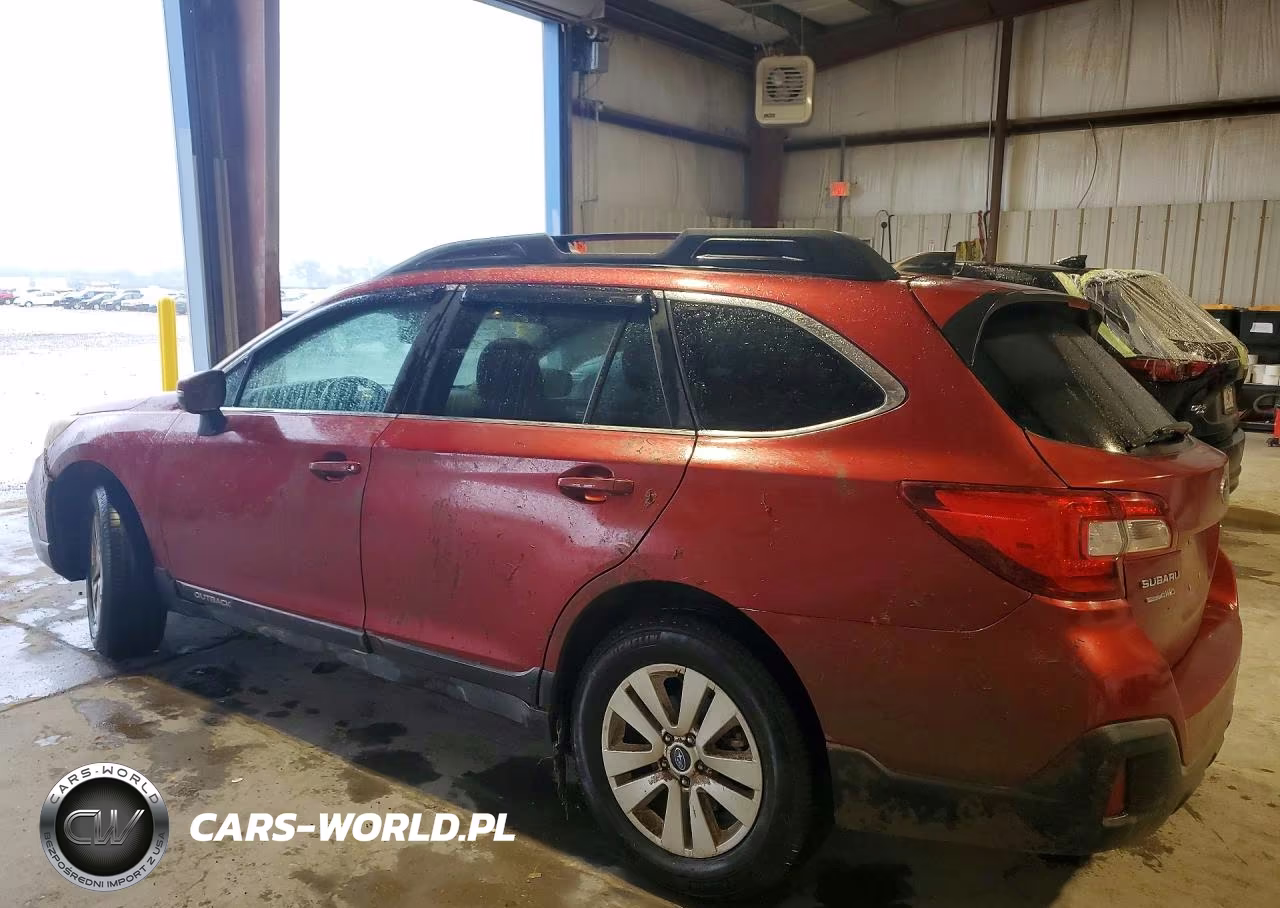 2018 Subaru Outback 2.5I Premium VIN:4S4BSAFC1J3376583 - 2
