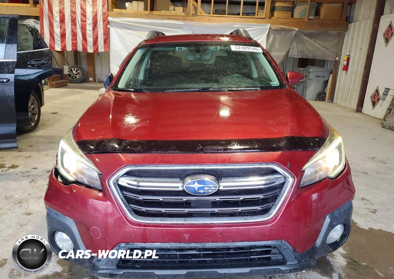 2018 Subaru Outback 2.5I Premium VIN:4S4BSAFC1J3376583 - 5