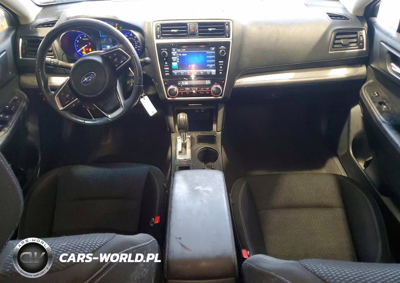 2018 Subaru Outback 2.5I Premium VIN:4S4BSAFC1J3376583 - 8