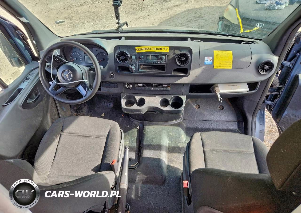 2019 Mercedes Benz Sprinter 2500 Delivery Van VIN:WD4PF1CD0KP137053 - 8