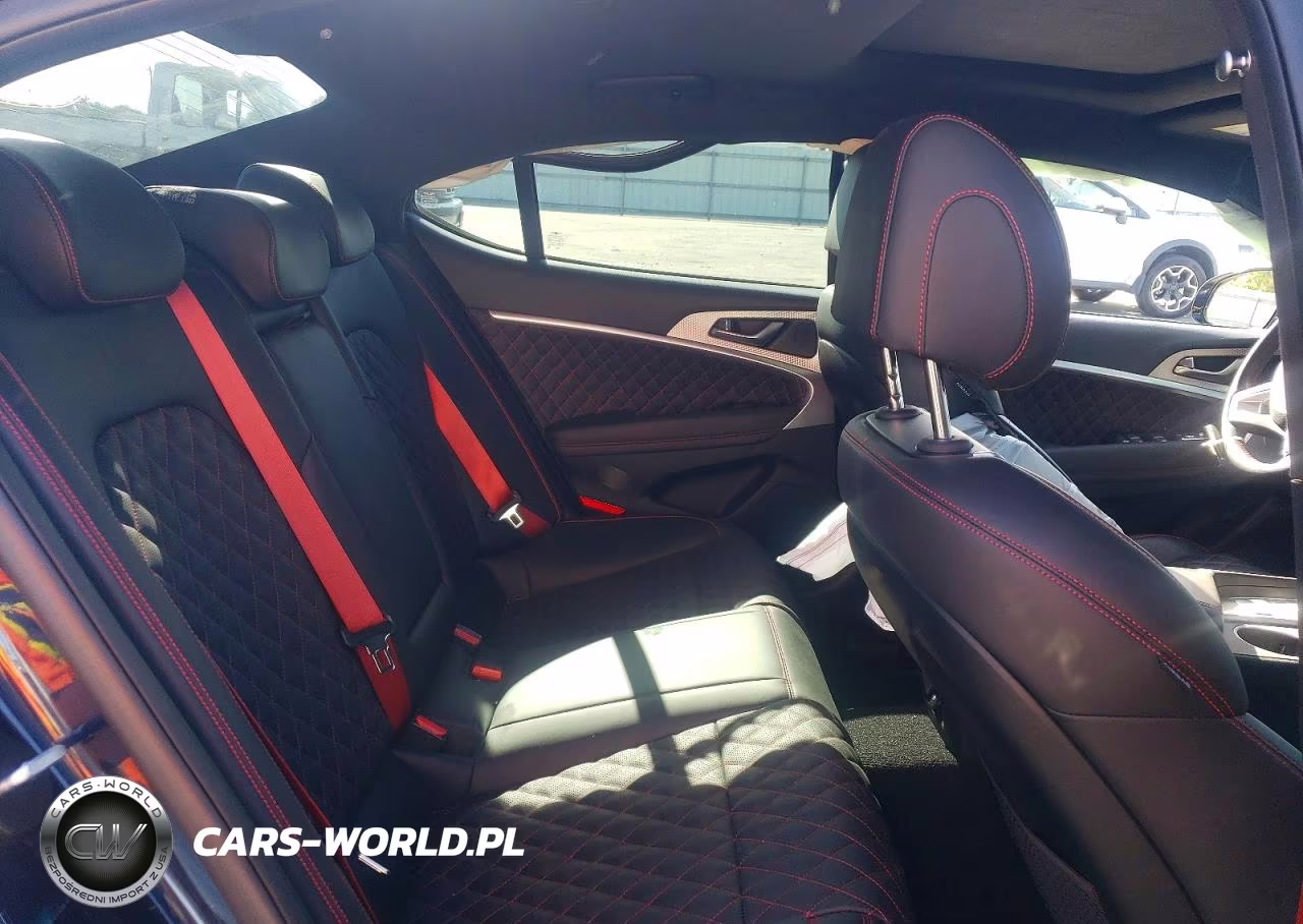 2023 Genesis G70 3.3T Standard VIN:KMTG54TE3PU115145 - 10