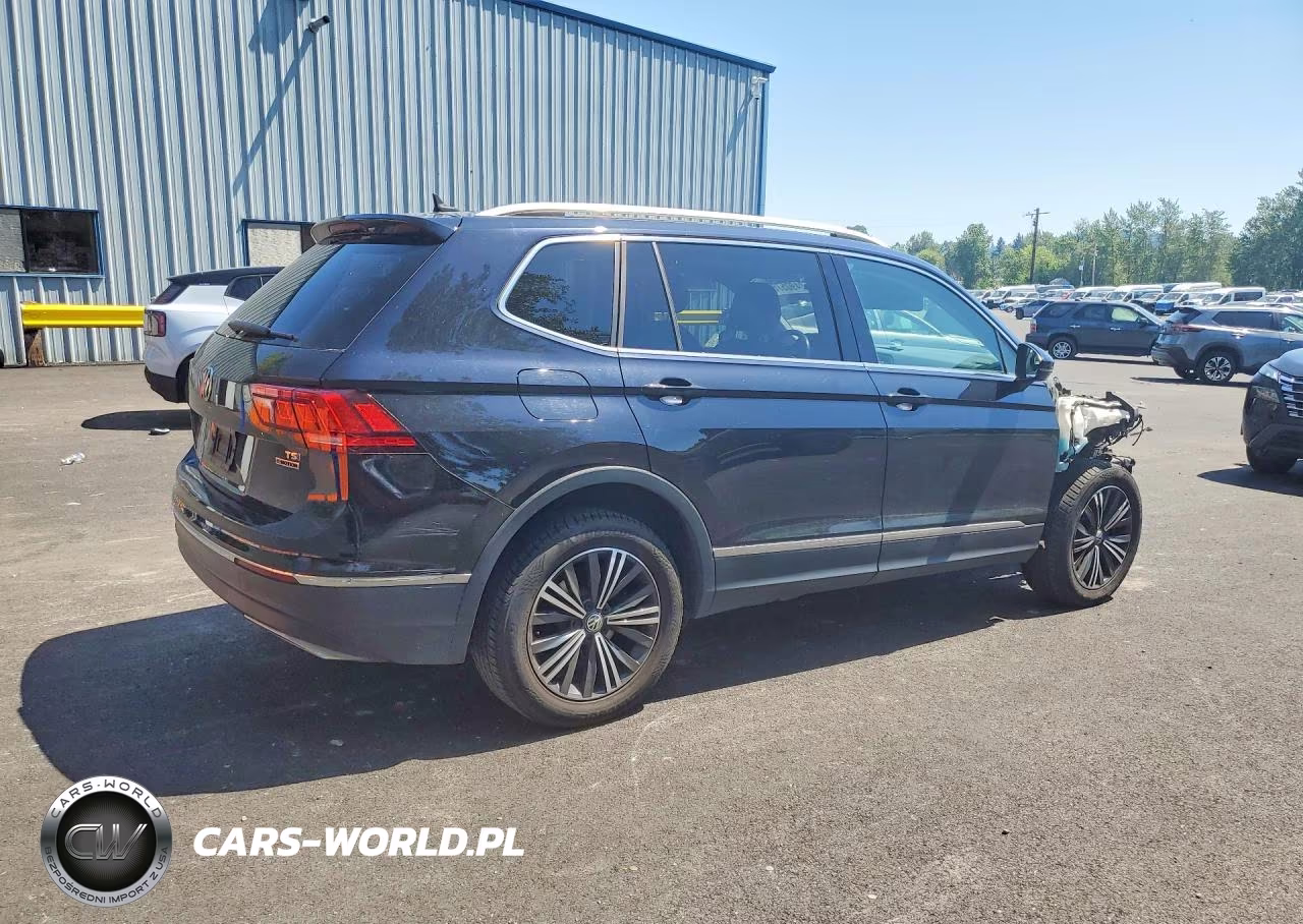 2018 Volkswagen Tiguan Se VIN:3VV2B7AX5JM051940 - 3