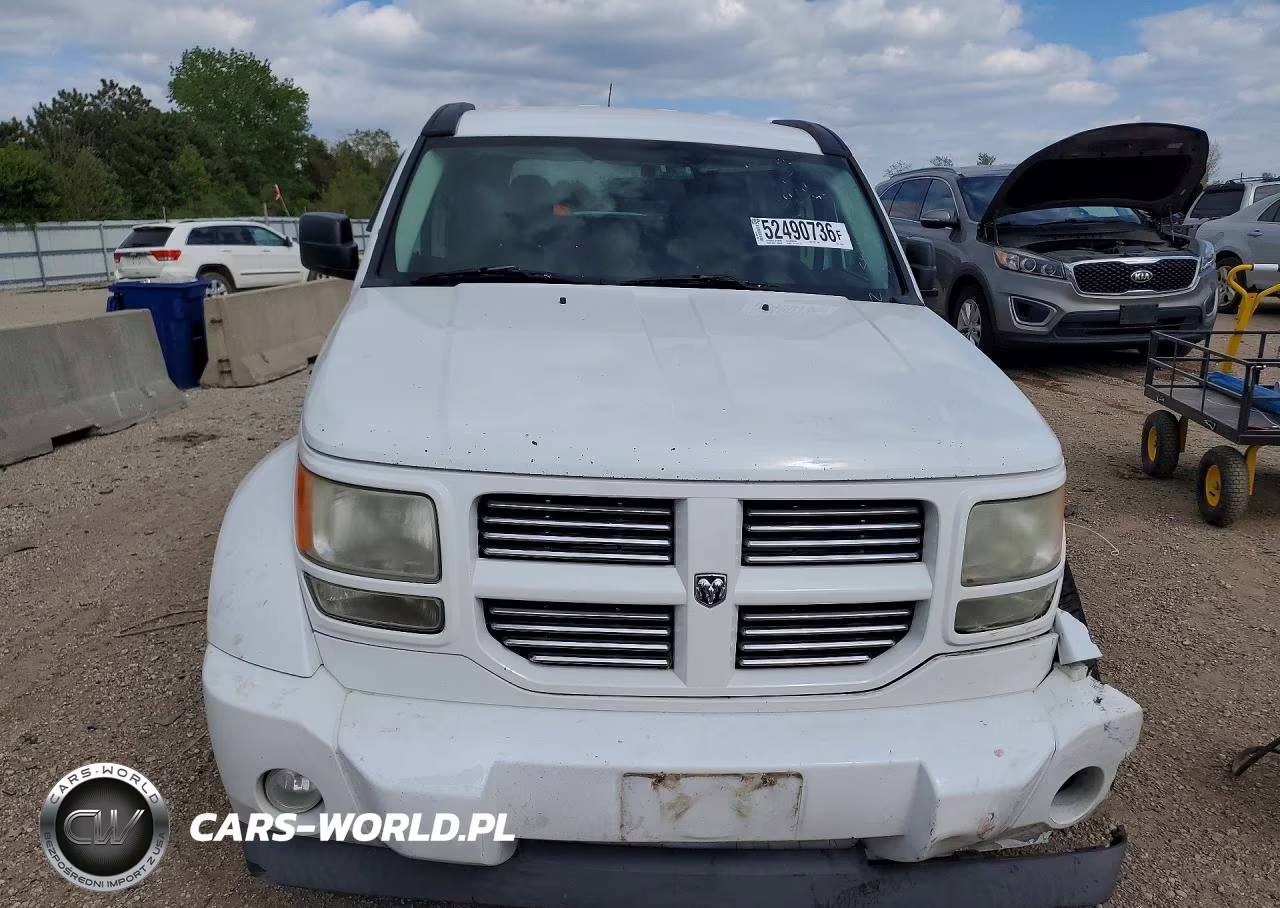 2011 Dodge Nitro Heat VIN:1D4PT4GK8BW572862 - 5