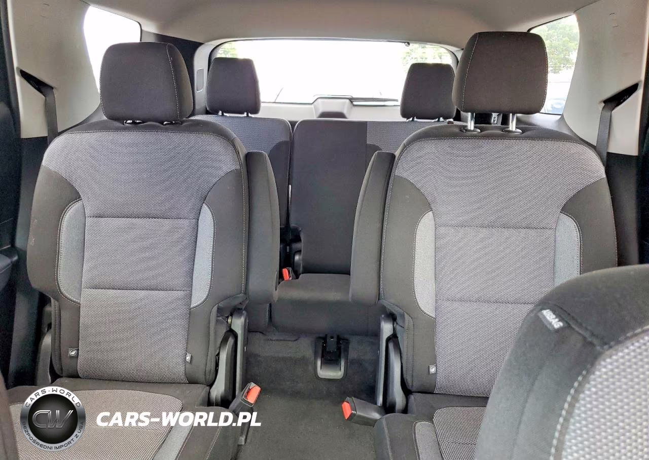 2019 Chevrolet Traverse Lt VIN:1GNERGKW3KJ130235 - 10