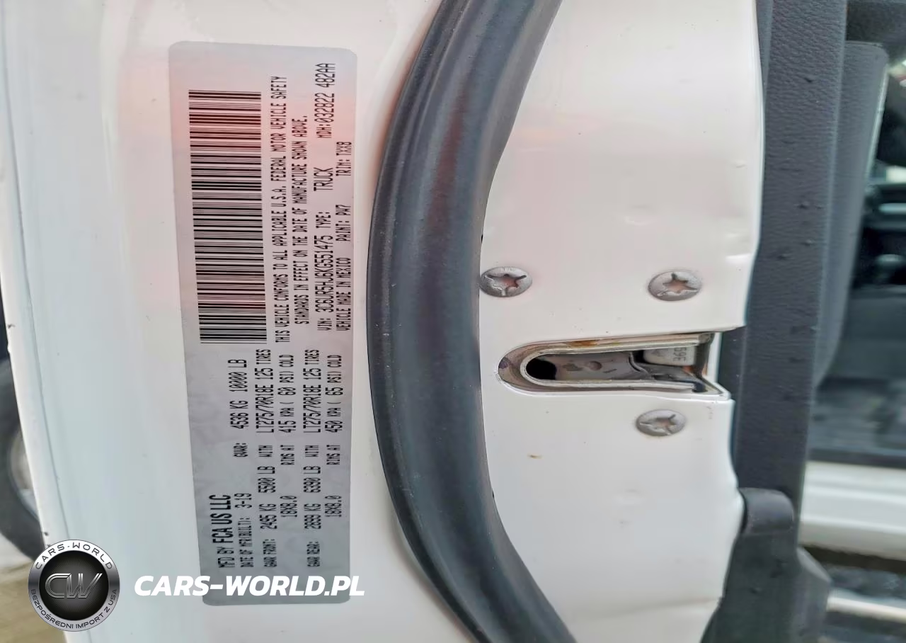 2019 Ram 2500 Tradesman VIN:3C6UR5HJ6KG551475 - 12