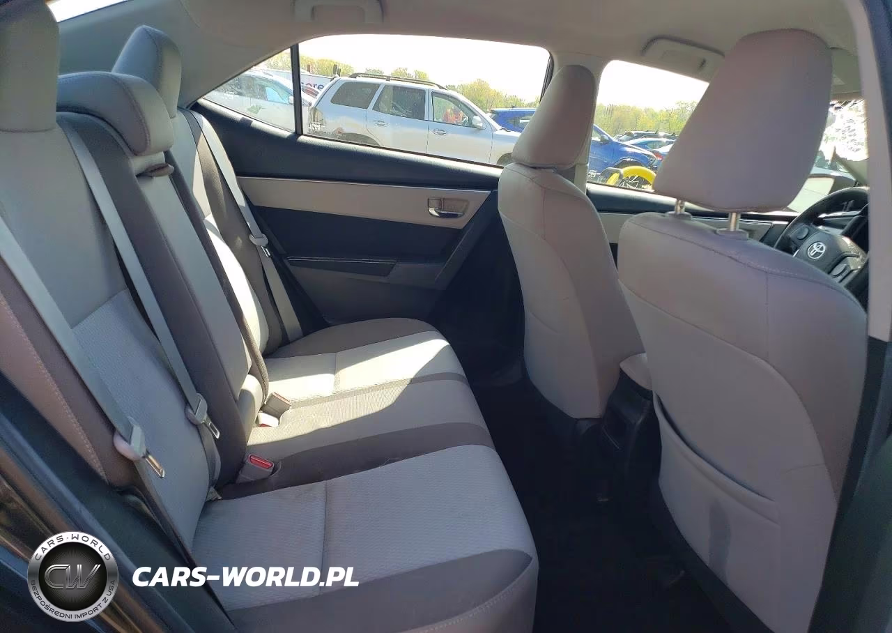2019 Toyota Corolla Le VIN:2T1BURHE3KC169634 - 10