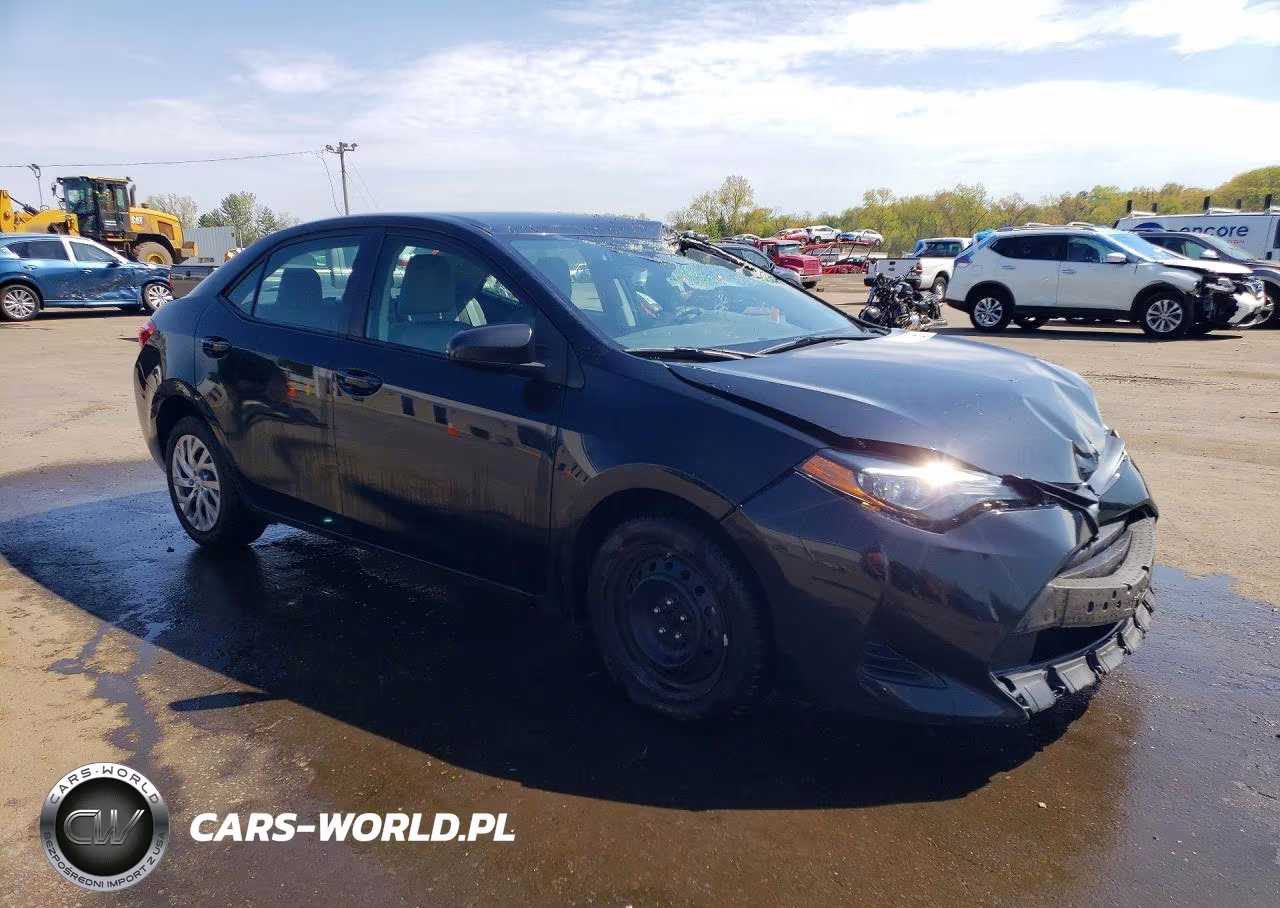 2019 Toyota Corolla Le VIN:2T1BURHE3KC169634 - 4