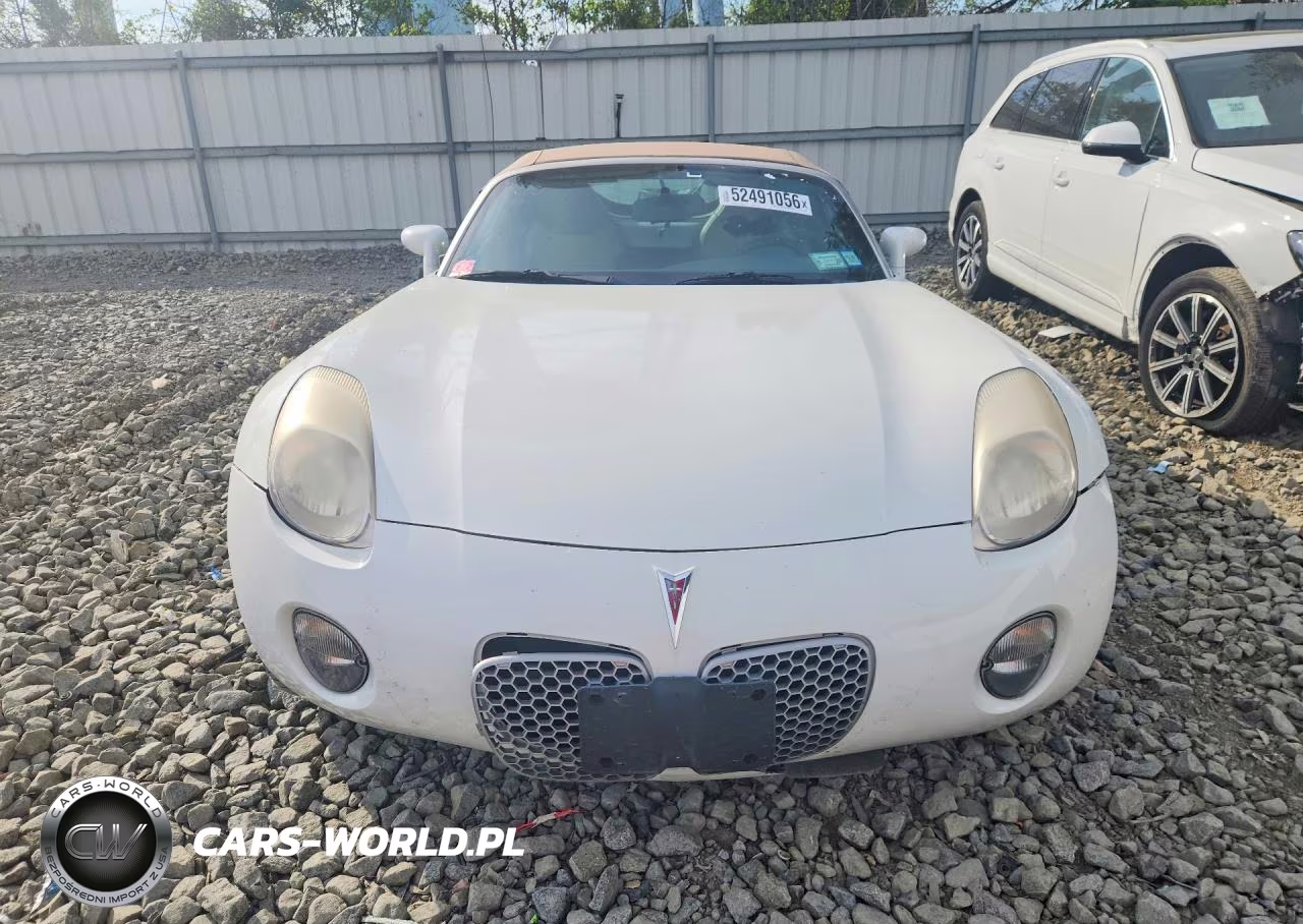 2008 Pontiac Solstice VIN:1G2MC35B08Y123187 - 4