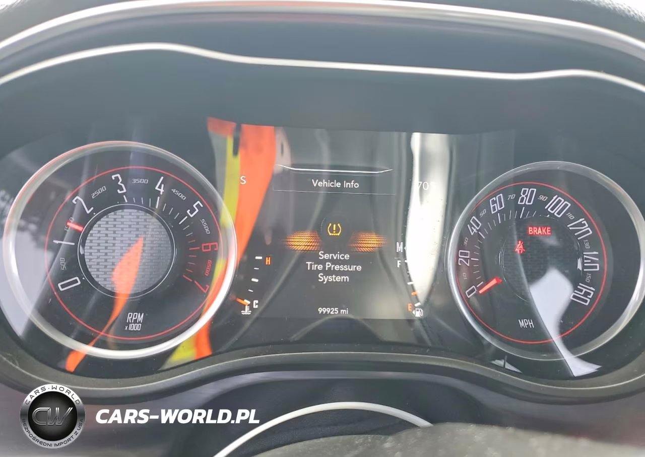 2018 Dodge Challenger R VIN:2C3CDZBT1JH144705 - 9