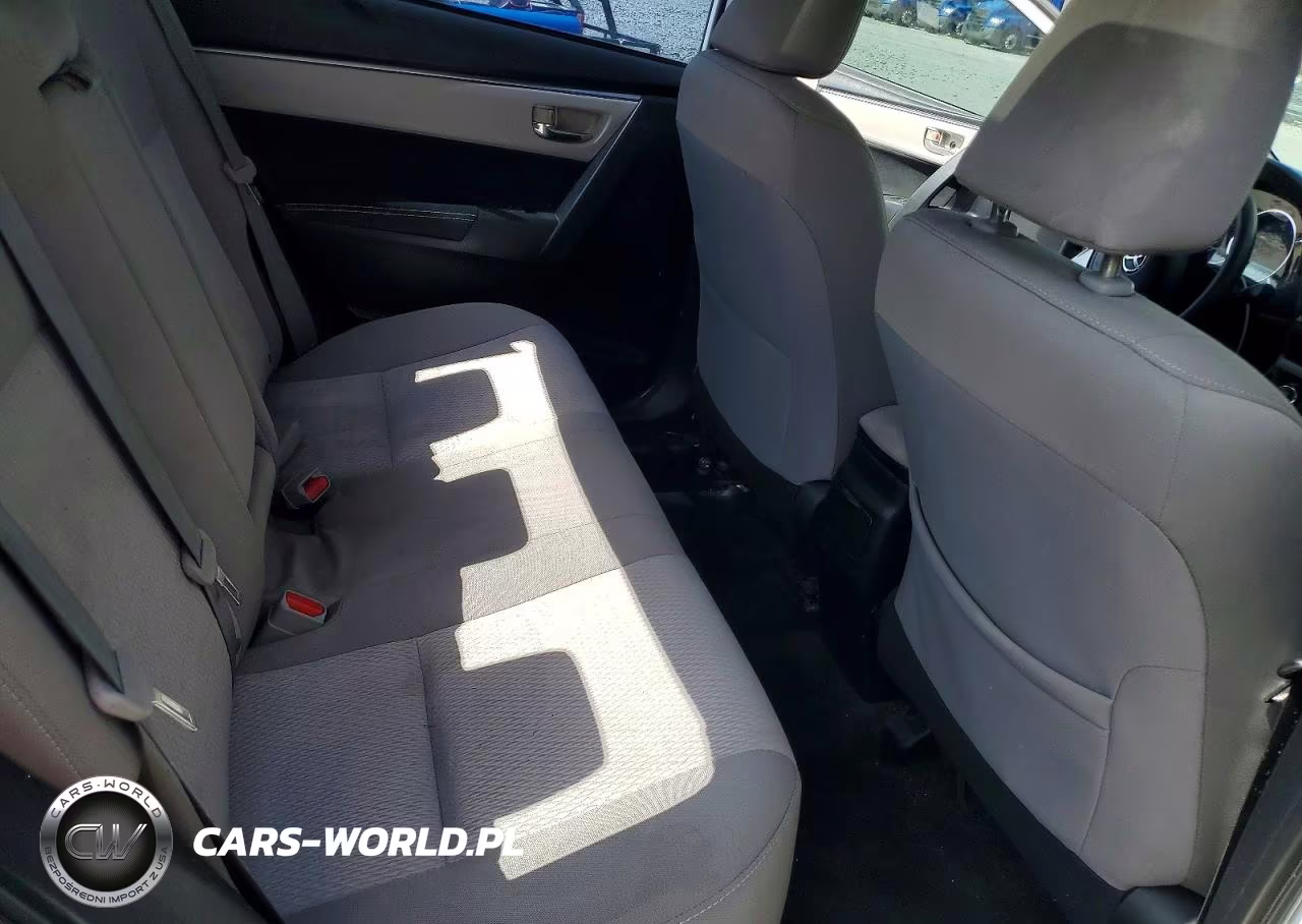 2015 Toyota Corolla Le VIN:2T1BURHE1FC245681 - 10