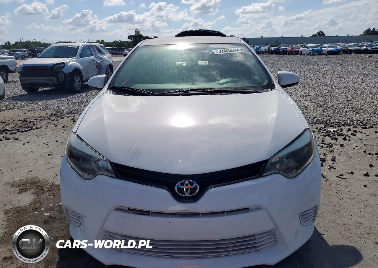2015 Toyota Corolla Le VIN:2T1BURHE1FC245681 - 5
