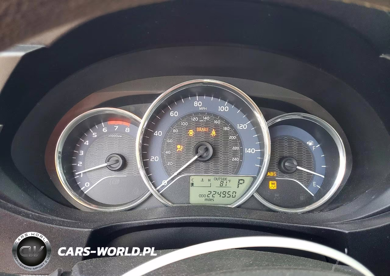 2015 Toyota Corolla Le VIN:2T1BURHE1FC245681 - 9