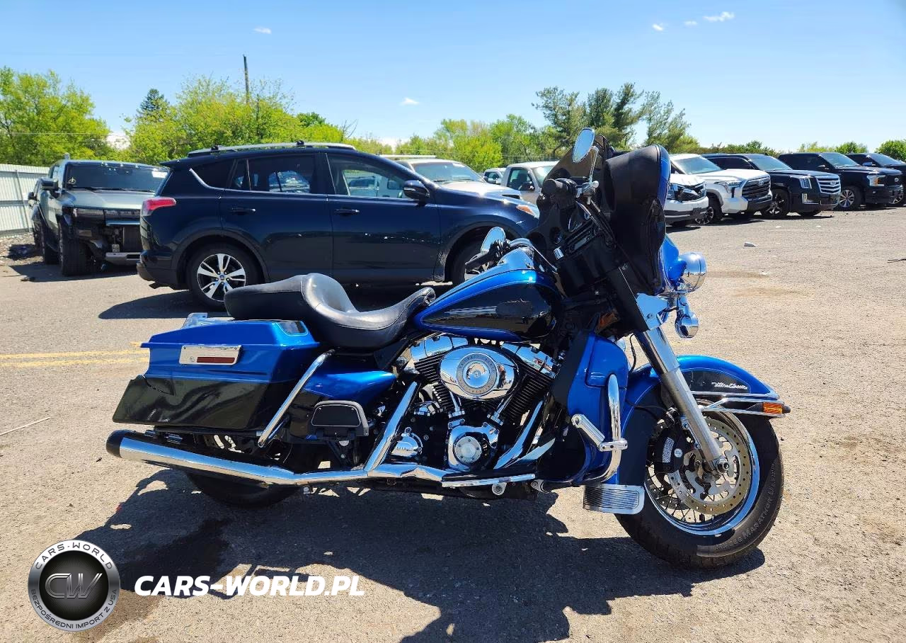 2008 Harley Davidson Flhtcui