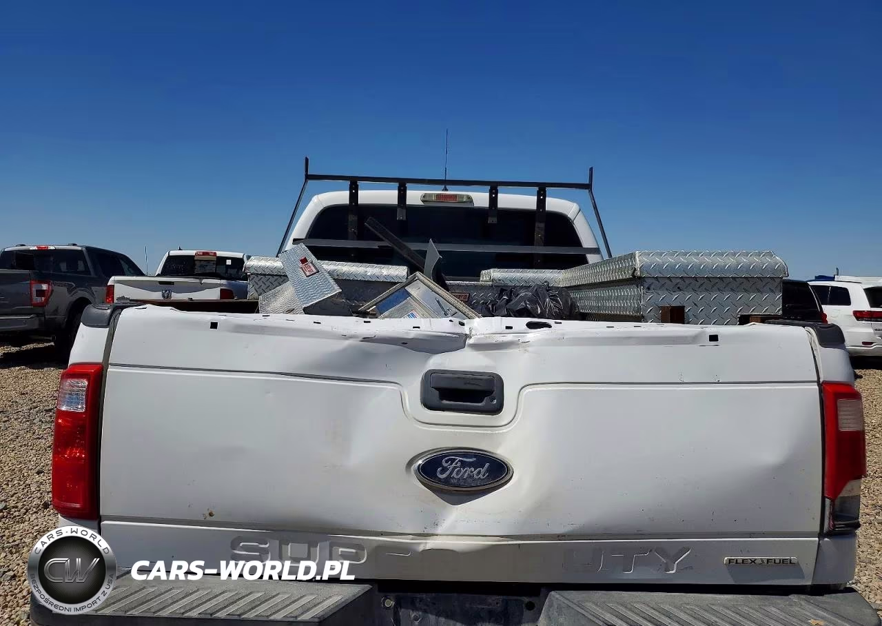 2015 Ford F250 Super Duty VIN:1FT7X2B69FEA82944 - 10