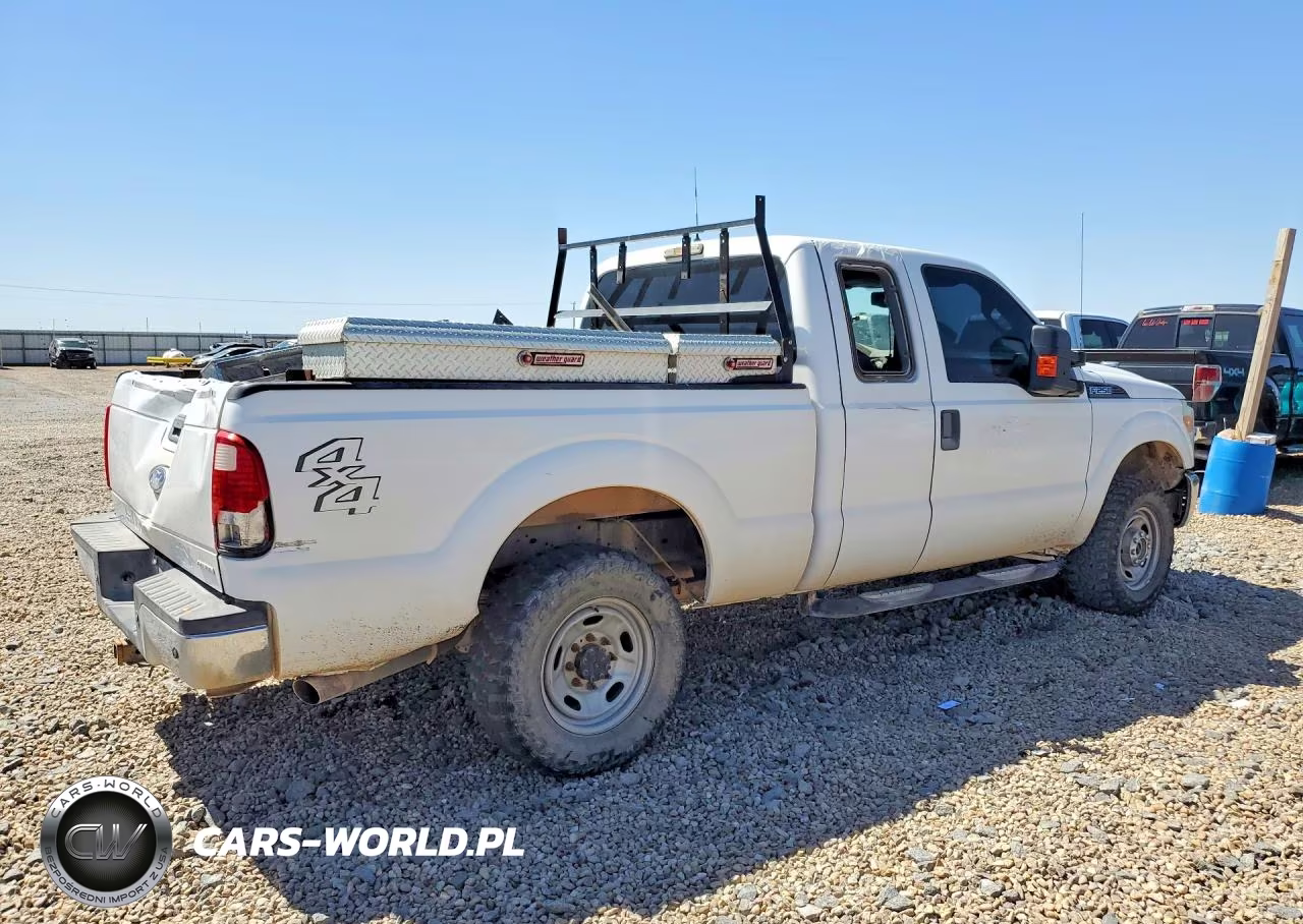 2015 Ford F250 Super Duty VIN:1FT7X2B69FEA82944 - 3