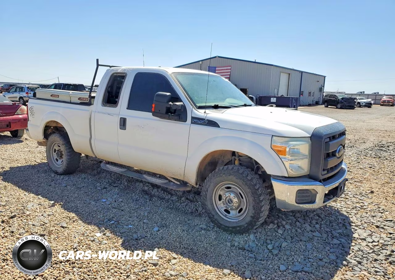 2015 Ford F250 Super Duty VIN:1FT7X2B69FEA82944 - 4