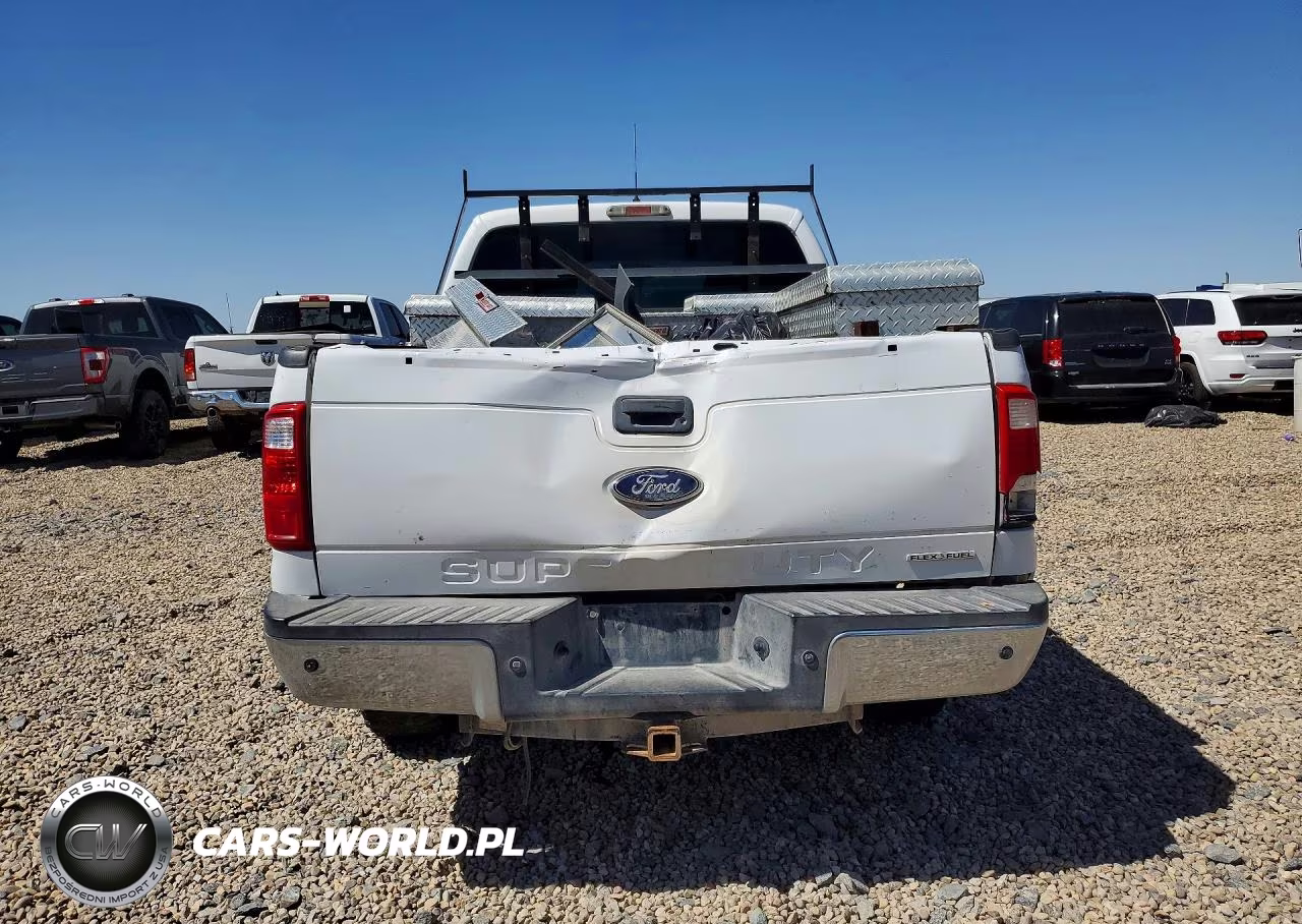 2015 Ford F250 Super Duty VIN:1FT7X2B69FEA82944 - 6