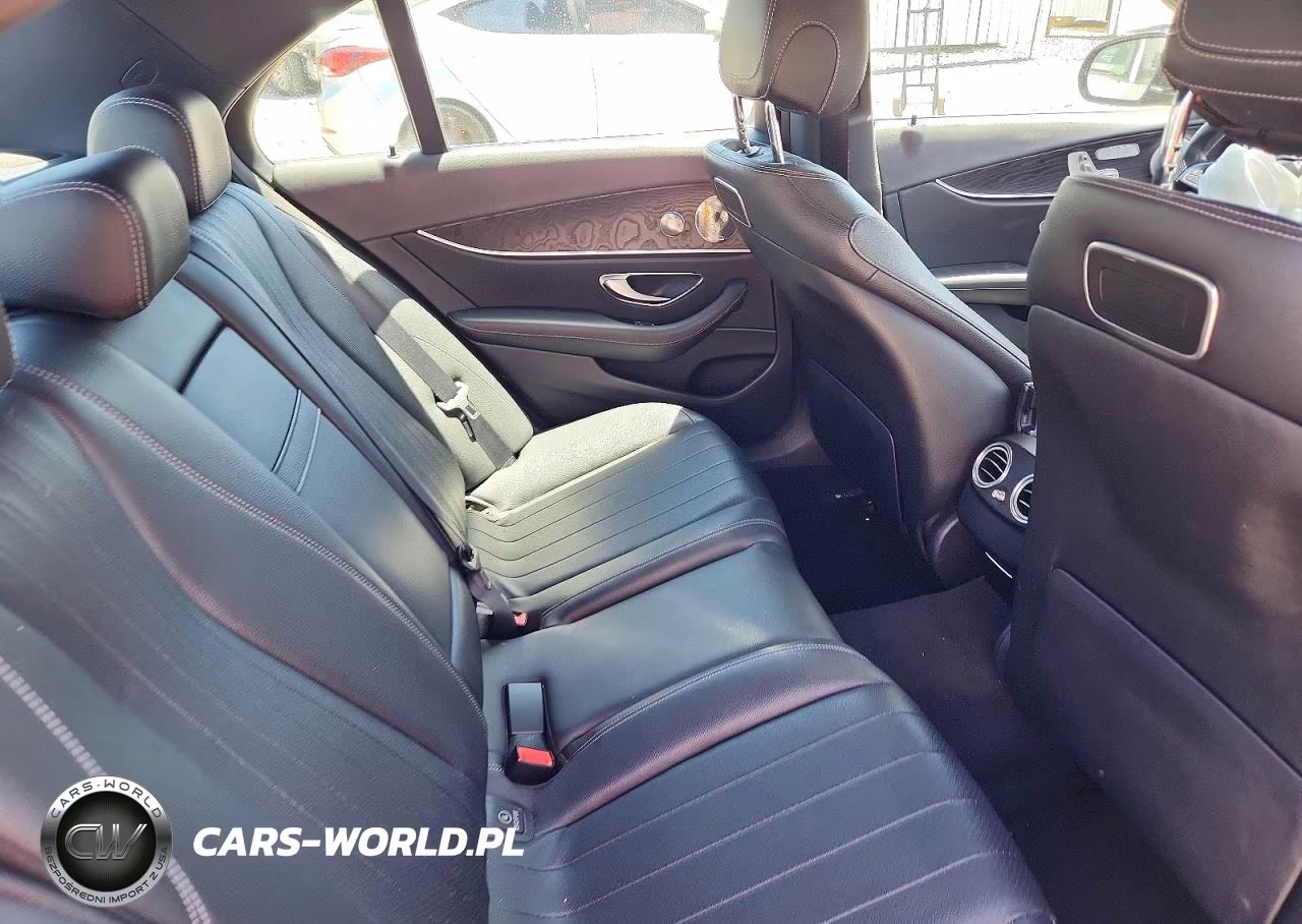 2018 Mercedes-Benz E 300 VIN:WDDZF4JB2JA388315 - 10