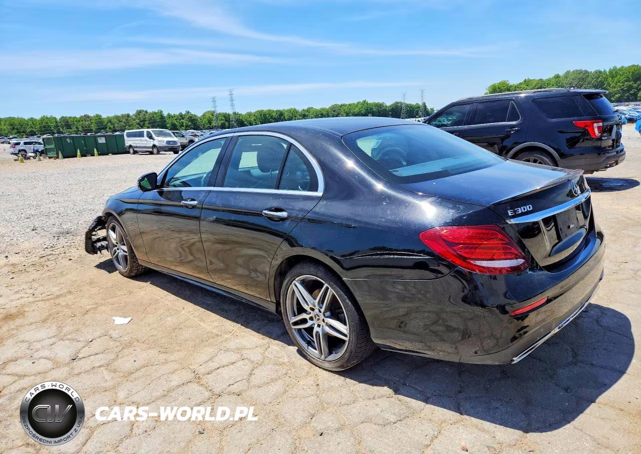 2018 Mercedes-Benz E 300 VIN:WDDZF4JB2JA388315 - 2
