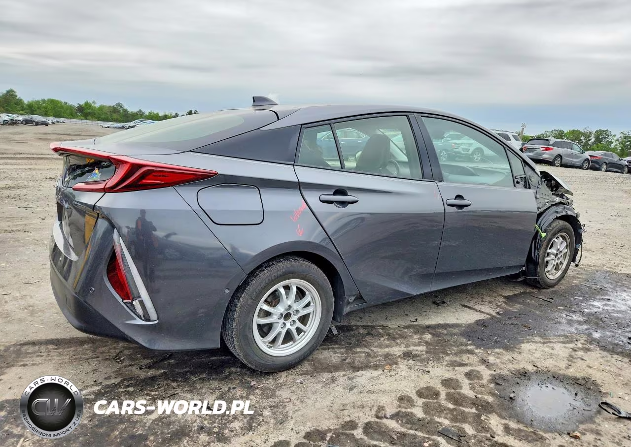 2017 Toyota Prius Prime Advanced VIN:JTDKARFP0H3015798 - 3