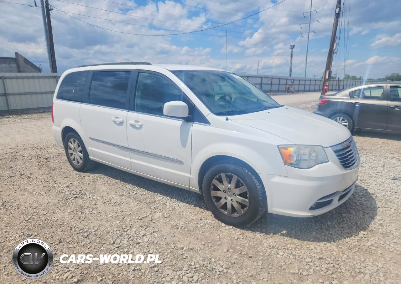 2015 Chrysler Town And Country Lx VIN:2C4RC1BG9ER398174 - 4