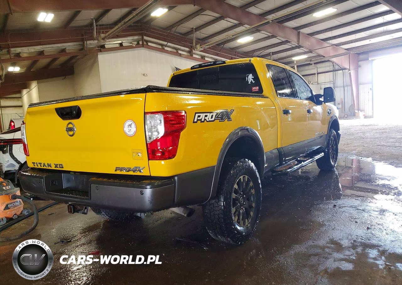 2017 Nissan Titan Xd Pro-4X VIN:1N6AA1F47HN542046 - 3