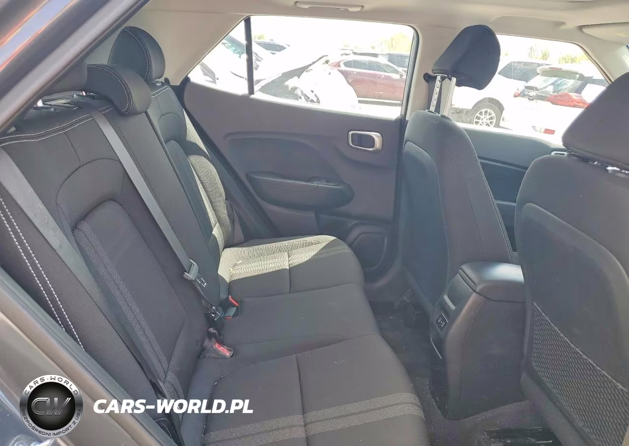 2024 Hyundai Venue Sel VIN:KMHRC8A37RU309357 - 11