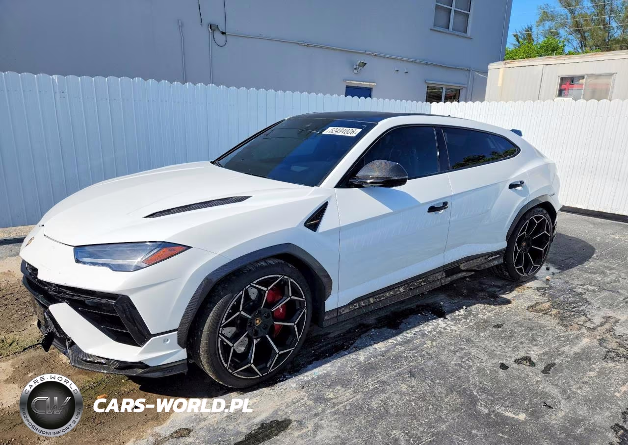 2024 Lamborghini Urus Performante