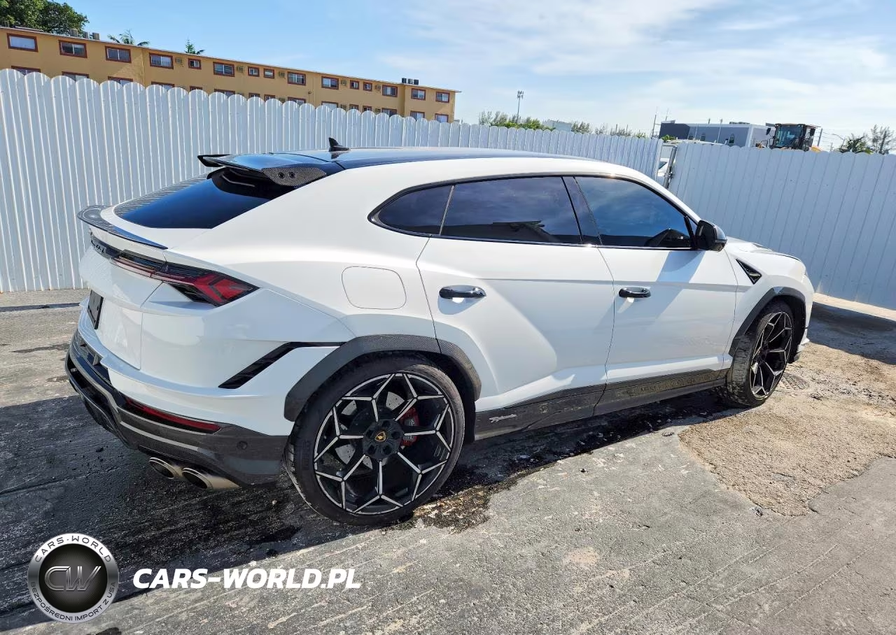 2024 Lamborghini Urus Performante VIN:ZPBUC3ZL3RLA34803 - 3