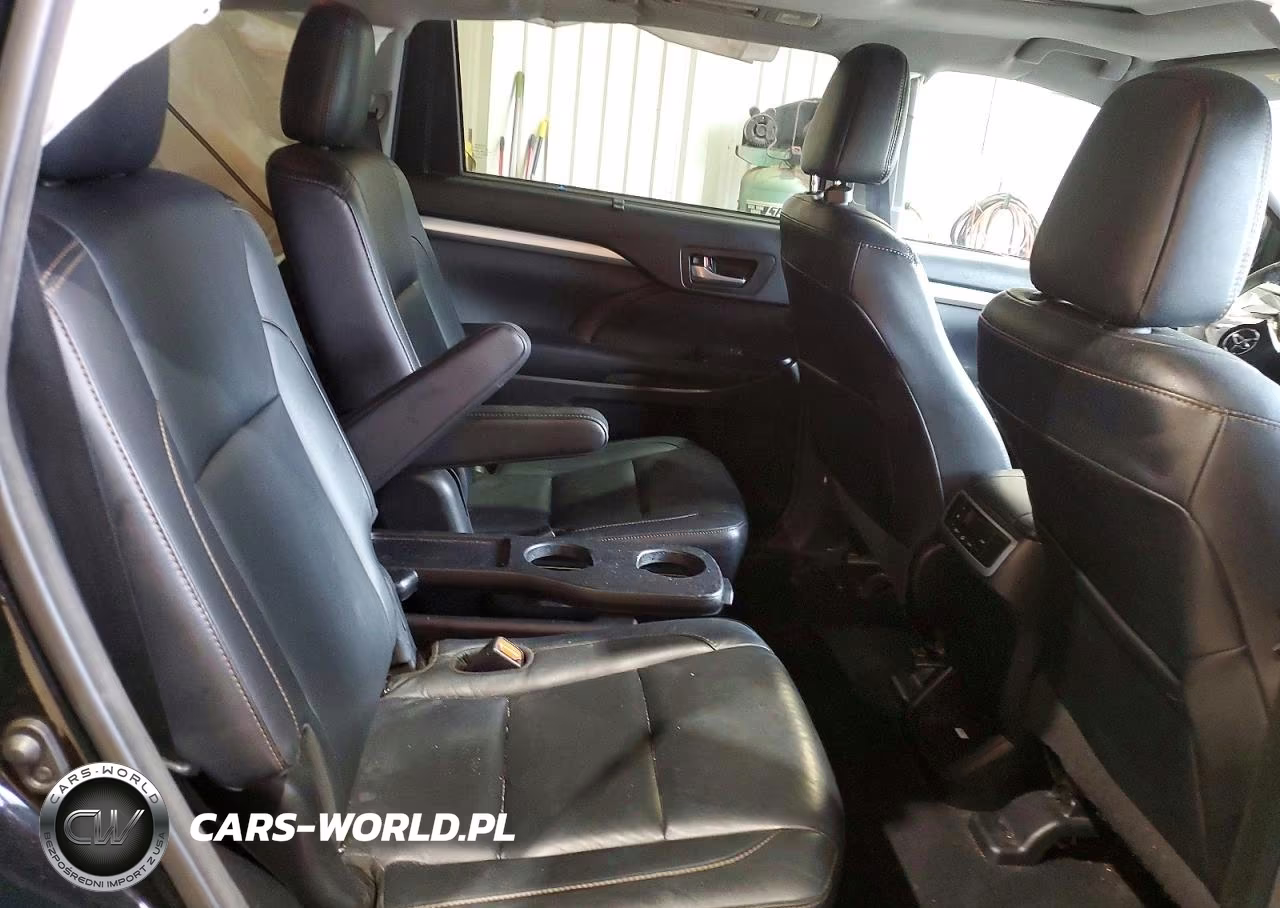 2018 Toyota Highlander Xle VIN:5TDKZRFH7JS544221 - 11