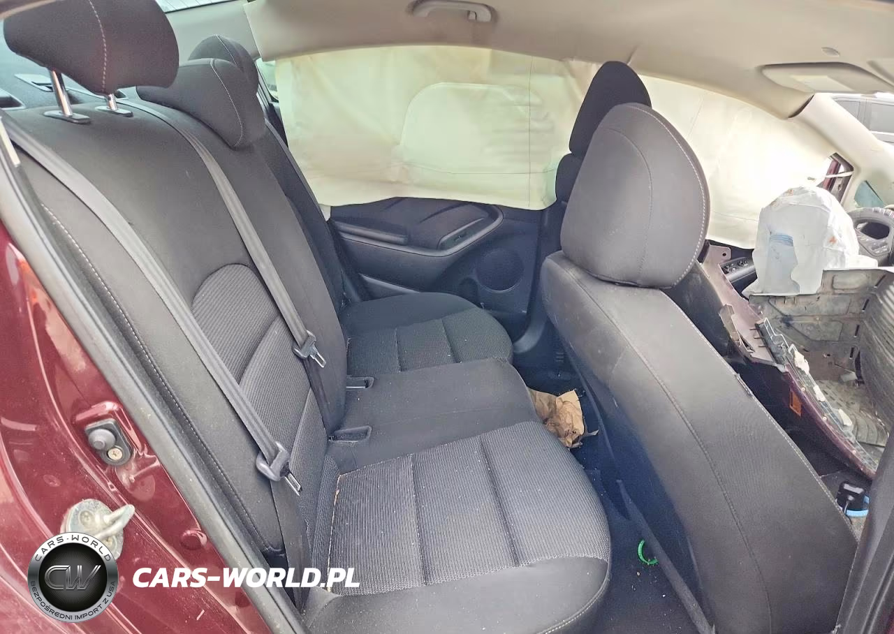 2018 Kia Forte Lx VIN:3KPFK4A79JE228191 - 10
