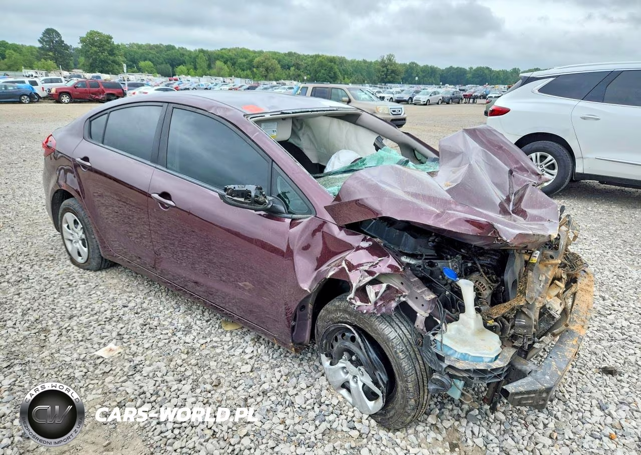 2018 Kia Forte Lx VIN:3KPFK4A79JE228191 - 4