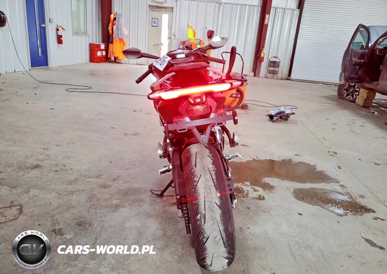 2025 Cf Moto 675Ss VIN:LCEPEVLP3S6001083 - 4