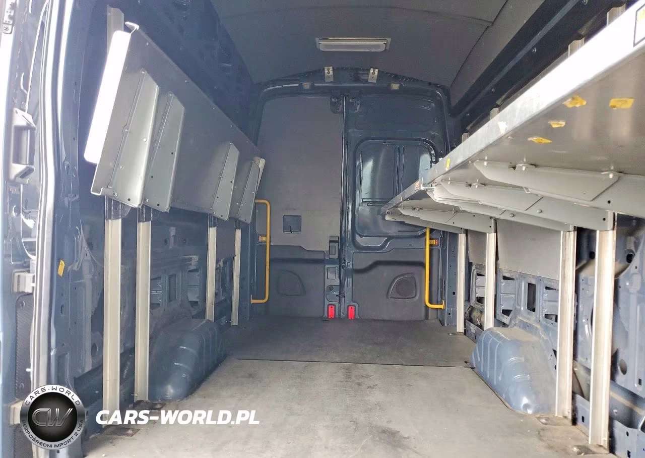 2019 Ford Transit T-250 VIN:1FTYR3XM4KKA97696 - 10