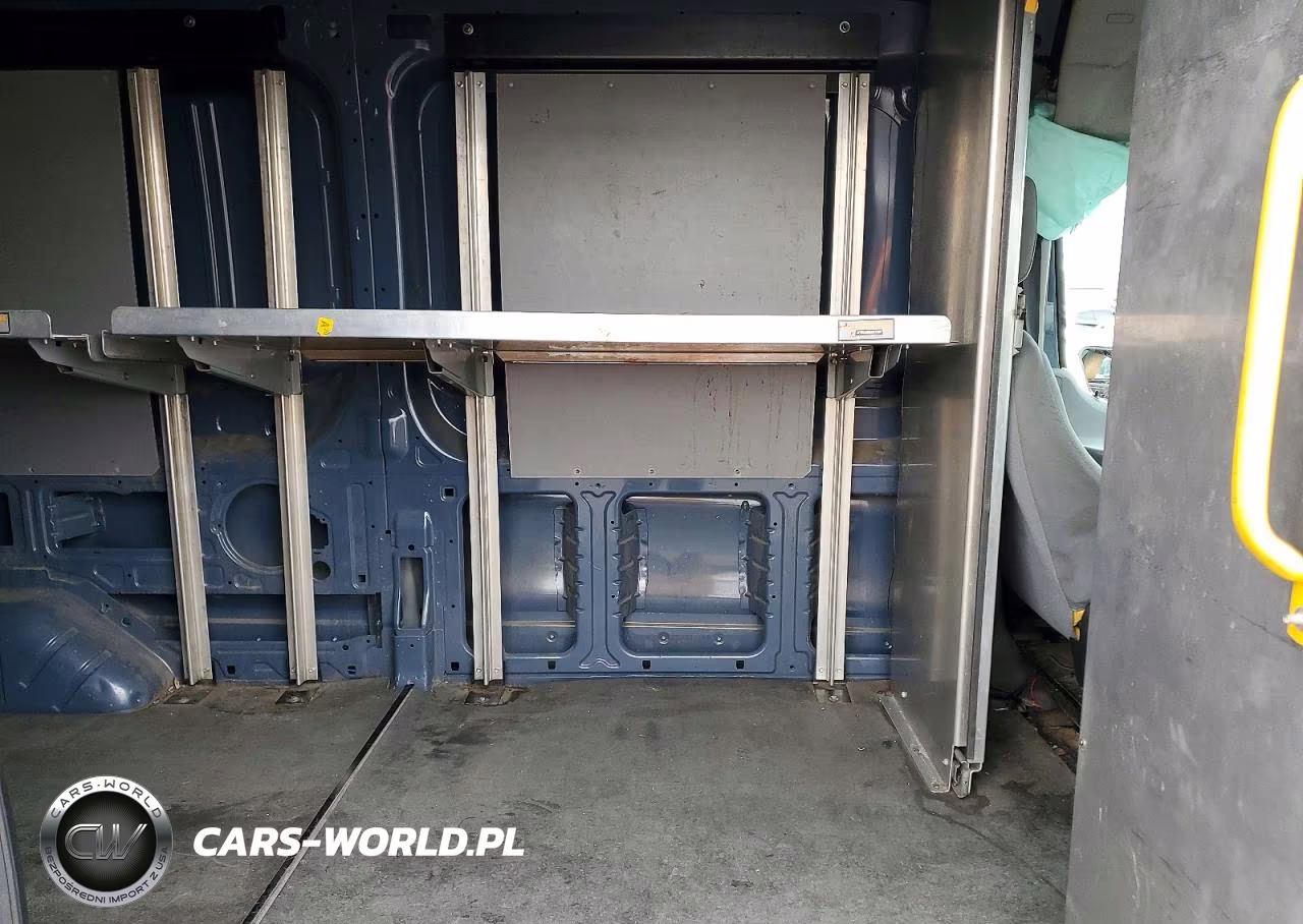 2019 Ford Transit T-250 VIN:1FTYR3XM4KKA97696 - 11